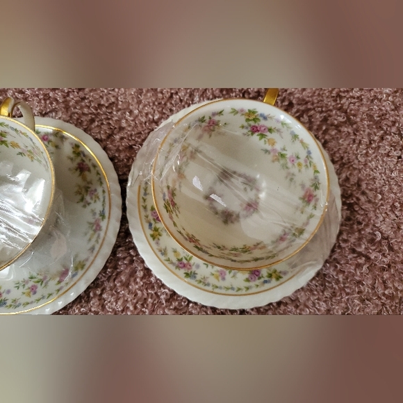 1960's- 2 Tea cup Set Princess Chalfonte Czechoslovakia Floral, Gold Trim - Picture 2 of 5